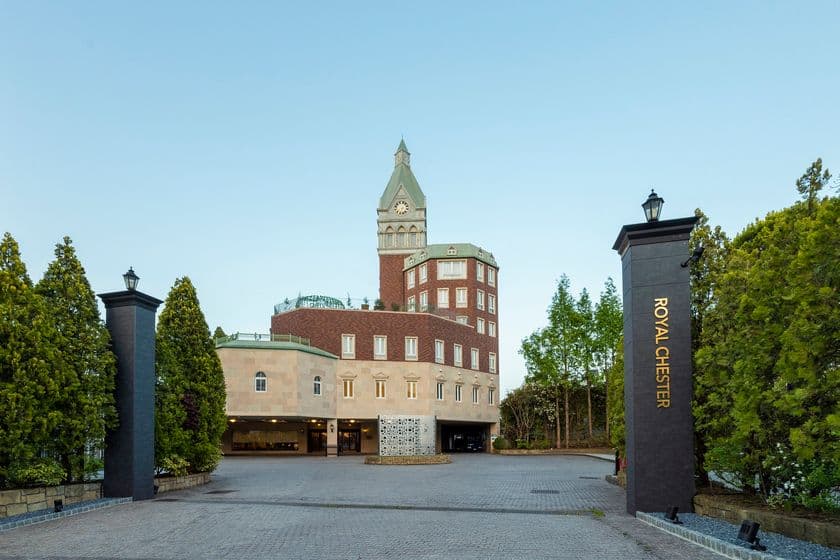 「ROYAL CHESTER NAGASAKI hotel&retreat」
2023年4月20日(木)REBRAND OPEN　
ガーデンテラスホテルズが送る、
“心とからだを贅沢に癒す”英国式リトリート施設