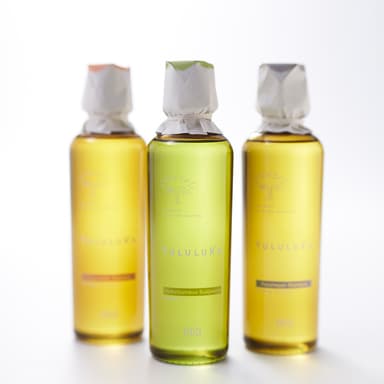 ハーバル　スキャルプウォッシュ　販売名：薬用シャンプー　fk