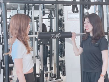 トレーナー×女性会員イメージ