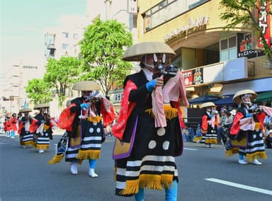 駒踊