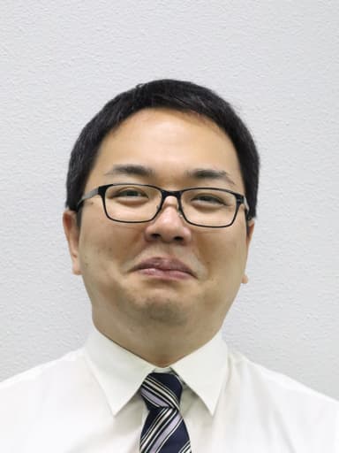 石井 良太氏