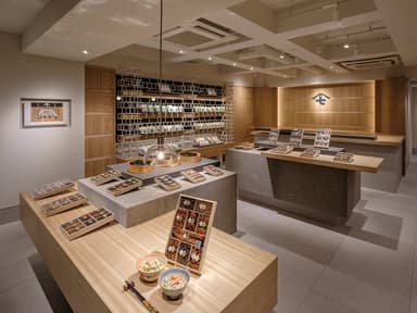 新橋玉木屋 本店内装