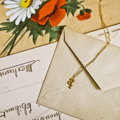 Lovignette-C イニシャルネックレス