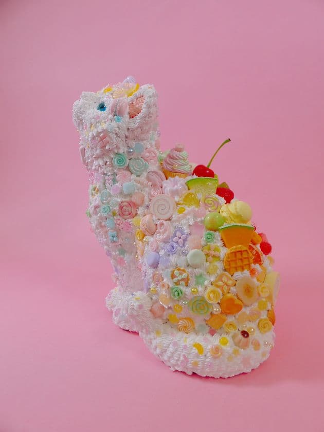 バレンタインがスイーツデコアートに染まる！
渡辺おさむ展「お菓子の魔法」、静岡市初開催