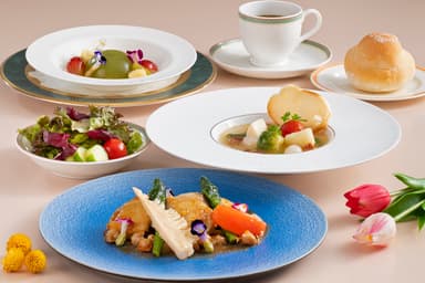 春ランチ「フェリア・デ・プリマヴェーラ」3&#44;000円（ホテル志摩スペイン村）