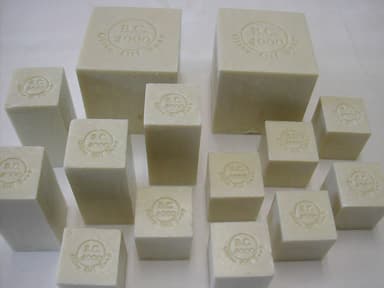 石鹸　B.C.4000