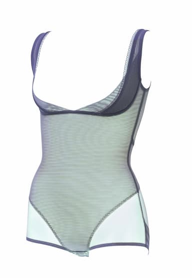 リフトアップスーツ前