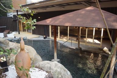 四季の花　露天風呂2