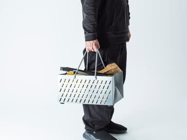 片手で持ち運び可能