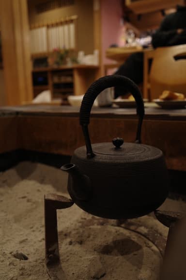 bistro yummy 内観　囲炉裏(1)