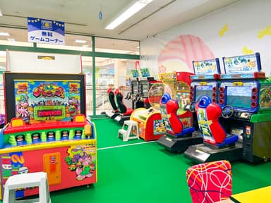 フリープレイのゲームコーナー