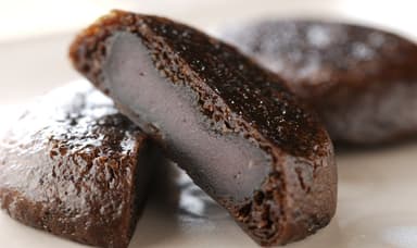 1番人気商品「黒平まんじゅう」