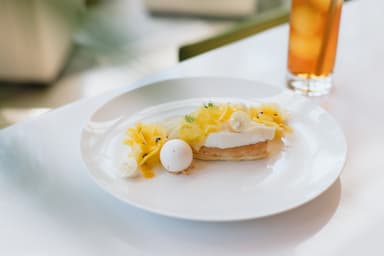 「東京エディション虎ノ門 Lobby Bar」「サントノーレ アナナス」デセール　1&#44;800円