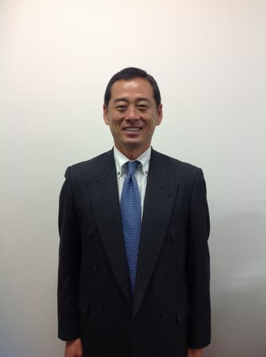 右近憲三氏