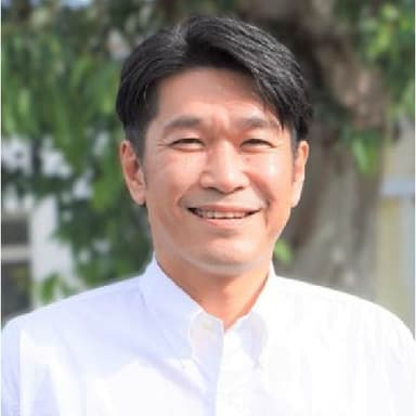 石本氏