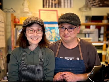ケーキのカトウ　店主夫妻