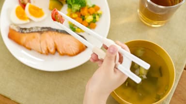 独自のパーツで持ち方をサポート