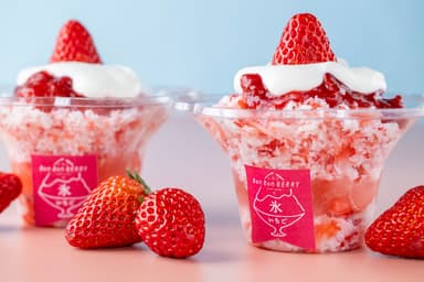 ボンボンいちごおり 800円