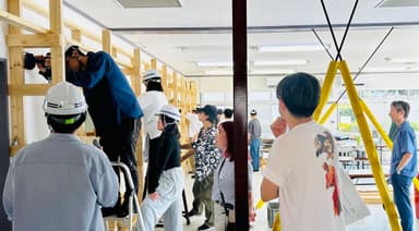 過去に行われた神奈川県厚木市緑ヶ丘団地での活動の様子(プレプロジェクト)
