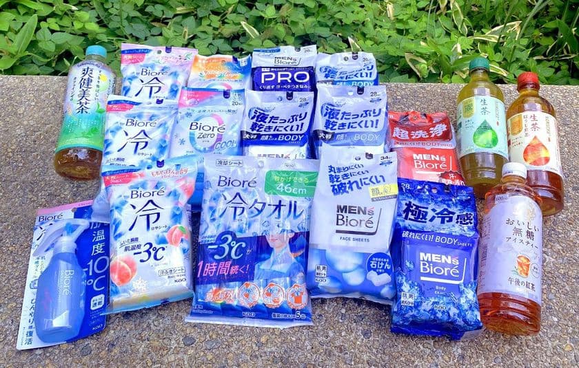 熱中症対策もファミペイがおトク！
夏の必需品！冷たいお茶、汗拭きシートなどの
クーポンプレゼント