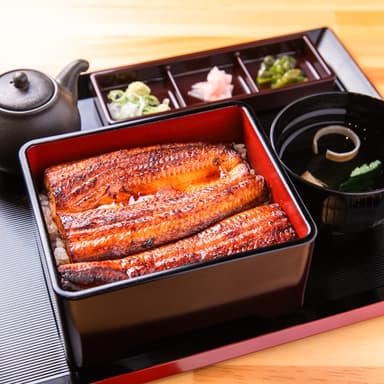 上 竹 鰻重 2&#44;500円 (税込)