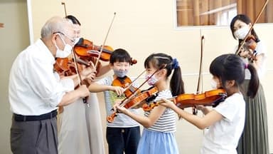 過去採択団体例(1) 椋バイオリンクラブ(岐阜県) こどものためのバイオリン教室
