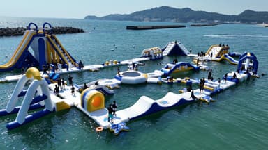全周136mの巨大アスレチック