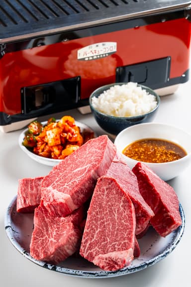 キムチ、ご飯はおかわりしていただけます
