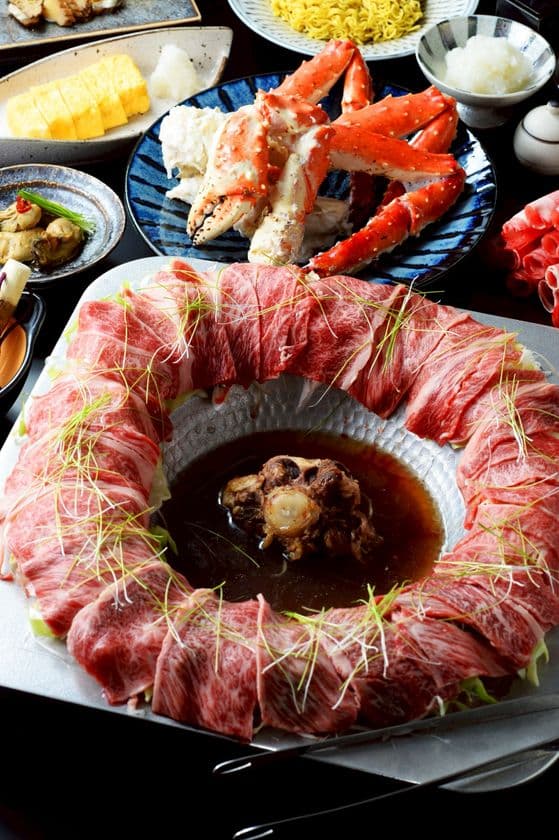 “しゃぶしゃぶとすき焼きのいいとこどり『北海道牛羊鍋』”　
道産和牛、羊と道産食材の「牛羊亭」1号店
7/29(火)札幌すすきのにオープン！