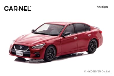 1/43 日産 スカイライン 400R “Carbon Exterior Package” (V37) 2020 Carmine Red：左前
