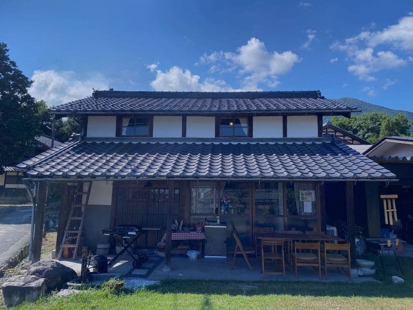 旅と暮らしのあいだを楽しむ週末の二拠点暮らし体験プランが登場！
築100年の納屋をリノベした滋賀県の古民家宿 Naya Houseで提供