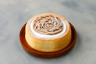 ソフトなシフォンケーキ　ホイップ＆熊本県産和栗のクリーム