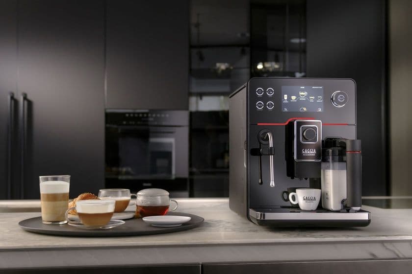 「GAGGIA」より最新の全自動エスプレッソマシン
『ACCADEMIA GLASS(アカデミア グラス)』を
2025年秋頃に日本国内で発売