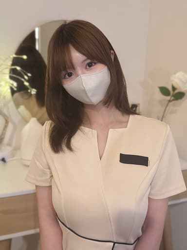 fl Notis六本木店　レギュラースタッフMAKI