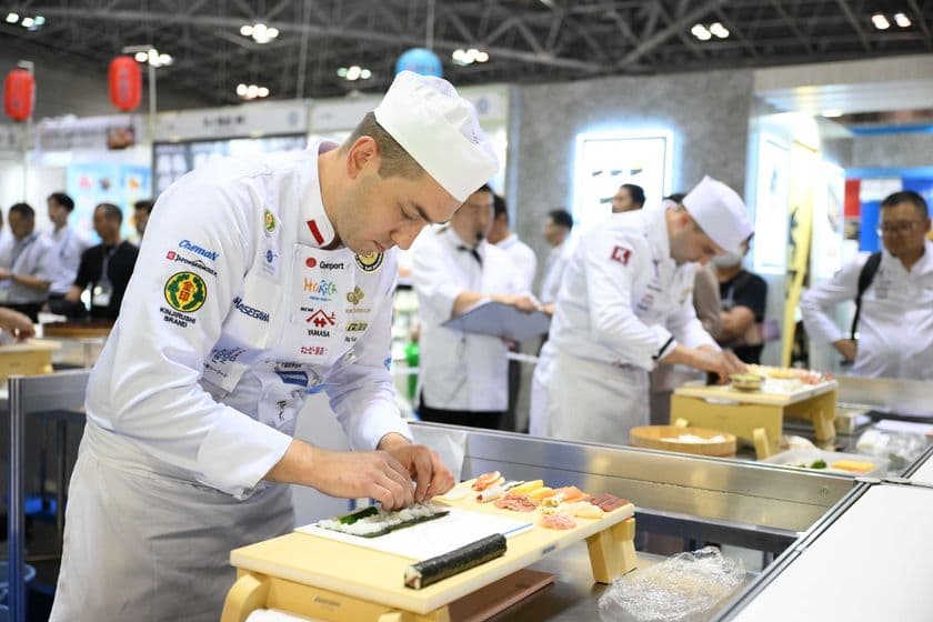 世界一の外国人すし職人が決定！
WORLD SUSHI CUP(R) JAPAN 2025を
8月21日、22日にシーフードショーで開催