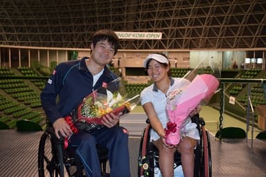 優勝した国枝選手（左）・上地選手（右）