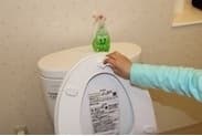 トイレ掃除イメージ