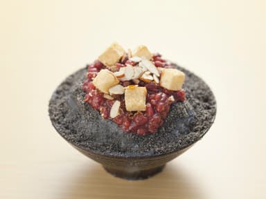 黒ゴマ小豆雪