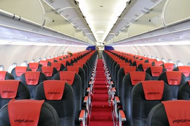 機内
