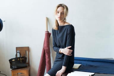 Boat-neck stripe