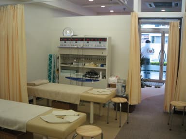 整骨院内装イメージ2(当社施工例)