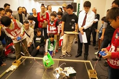 競技会では機能面だけでなく実戦での強さも競われます