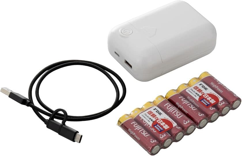 10年後のことまで考えた乾電池式スマホ充電器
『2ポート乾電池スマホ充電器シリーズ』を
2025年9月1日(月)に発売！
