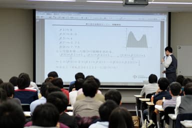 第5回日本数学オープン　問題解説の様子