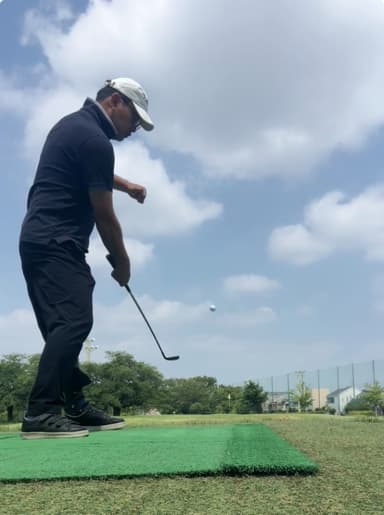 右手片手打ちのショット
