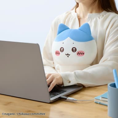 あったかぬいぐるみ　ハチワレ　イメージ1