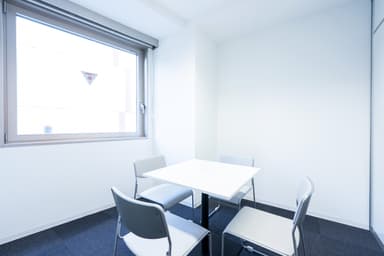 会員の商談・打合せスペース　会議室