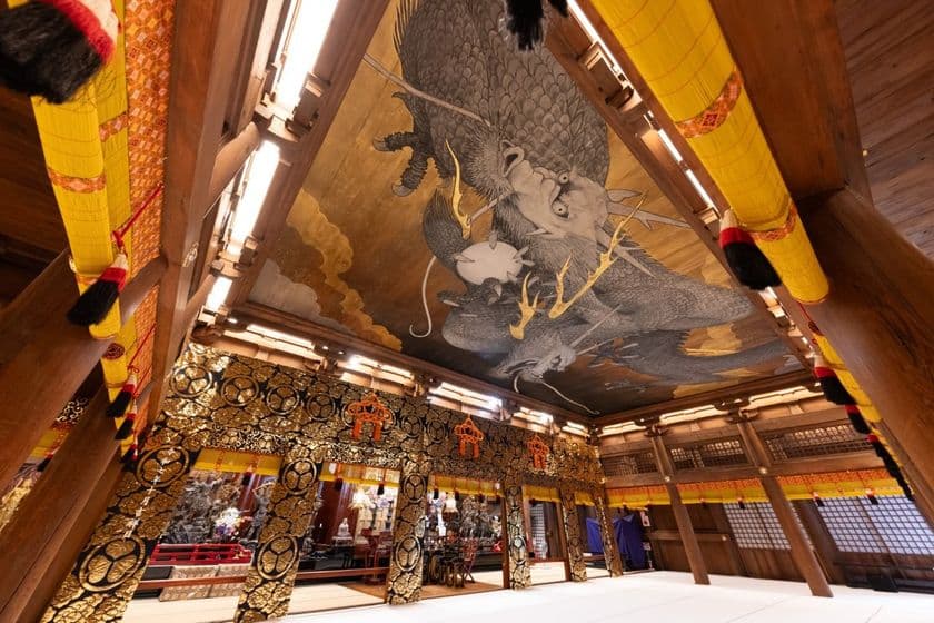 寛永寺創建四百周年記念事業　
国内最大級の※「寛永寺根本中堂天井絵」完成