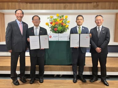 (写真左より)台湾人寿 総経理：荘中慶氏、中國信託樂活 董事長：陳國恩氏、株式会社東急イーライフデザイン 代表取締役社長：大柴 信吾、東急不動産株式会社 取締役 常務執行役員：丹下 慎也