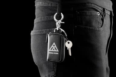 D.A.D × KODA KUMI スマートキーケース II